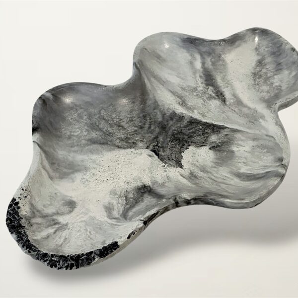 Ripple Tray I Black Obsidian